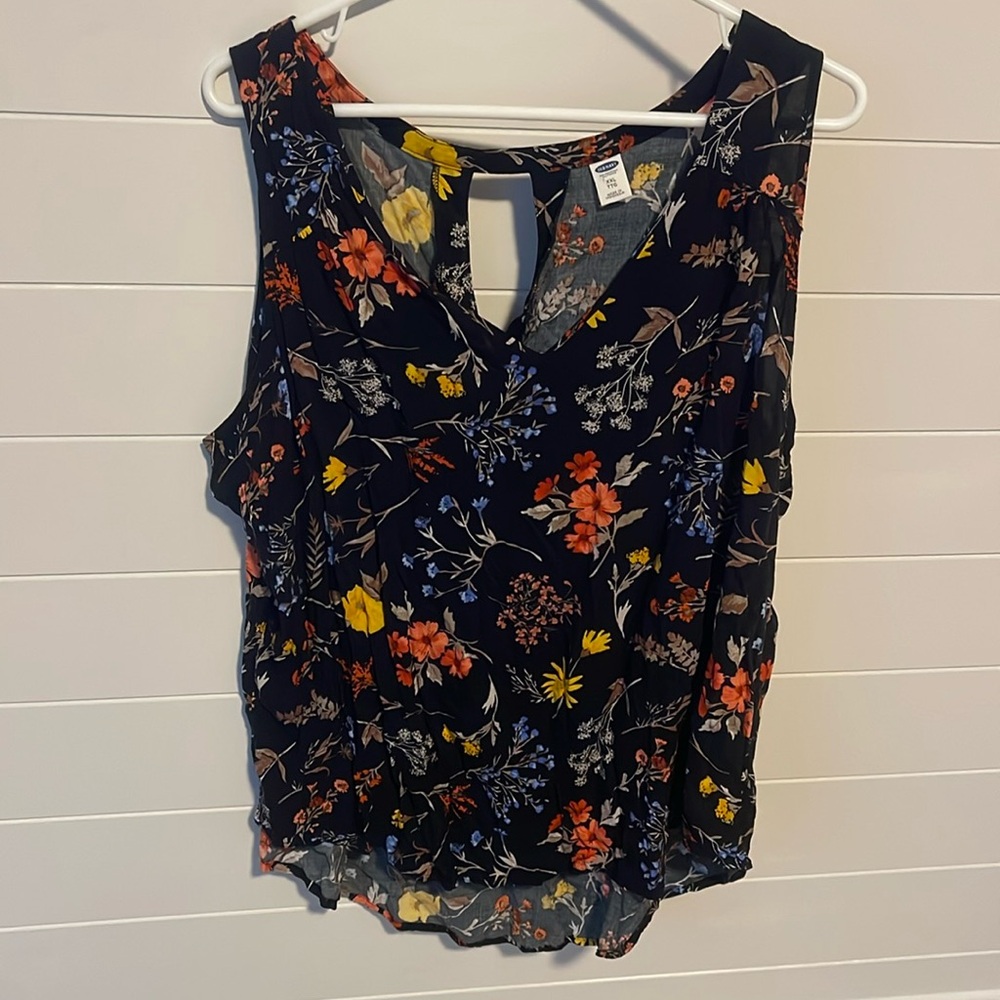 Women’s Old Navy Tank